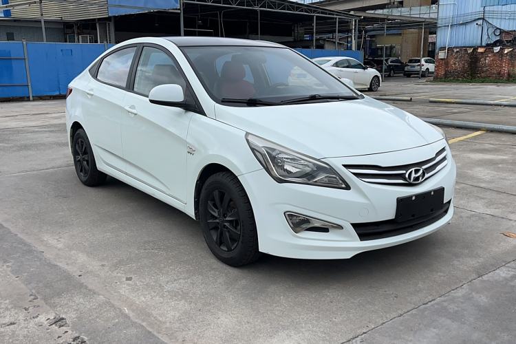 Used Hyundai Verna 2014 1.4L Manual Smart GLS Trim
