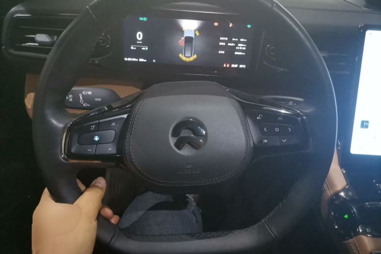 Used Nio ES8 2020 580 km Range Signature Edition Six-Seater Version
