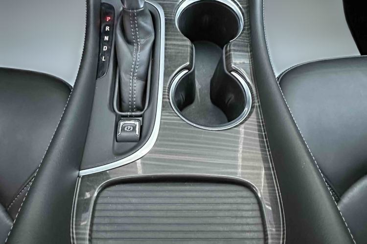 Used Buick Envision 2019 20T Two-Wheel Drive Elite Version China VI Standard
