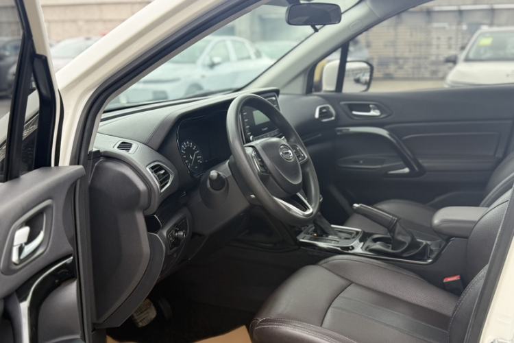 Used GAC Trumpchi GS4 2018 200T G-DCT Two-Wheel Drive Elite Edition
