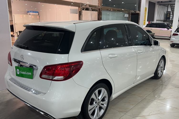 Used Mercedes-Benz B-Class 2017 B 200 Sport Edition
