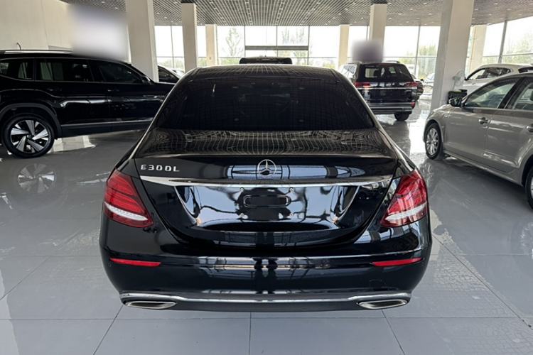 Used Mercedes-Benz E-Class 2017 E 300 L Luxury Model
