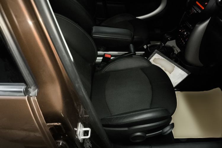 Used  Countryman 2014 1.6T COOPER ALL4 Fun
