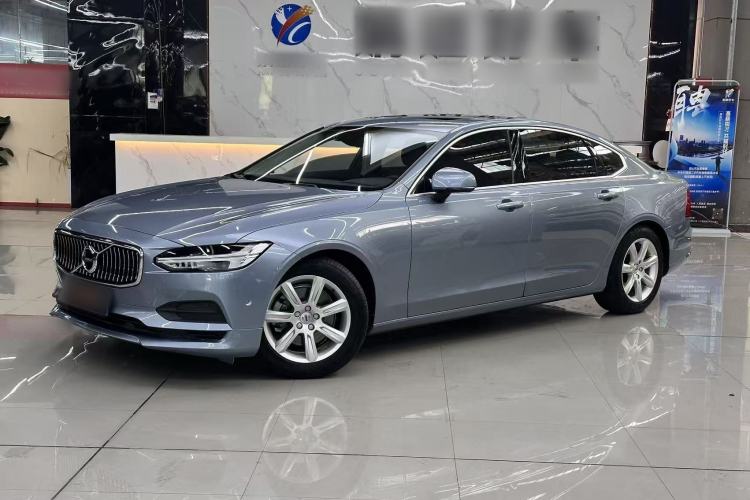 Used Volvo S90 2018 T4 Zhiyi Edition

