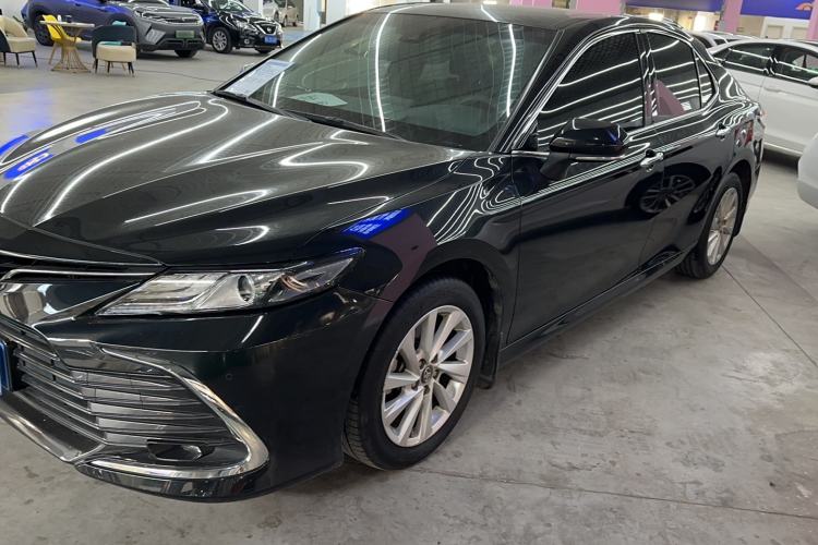 Used Toyota Camry 2021 2.0G Luxury Edition
