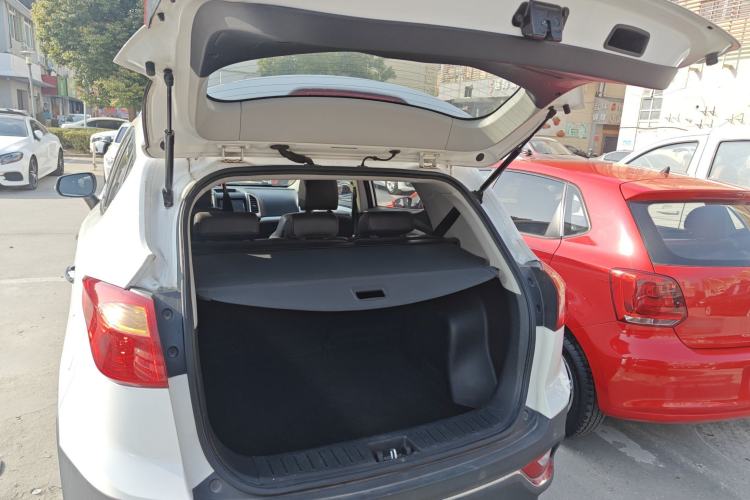 Used  Refine S3 2016 1.5L Manual Luxury Smart Version
