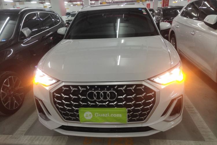 Used Audi Q3 2024 35 TFSI Fashion Dynamic Edition
