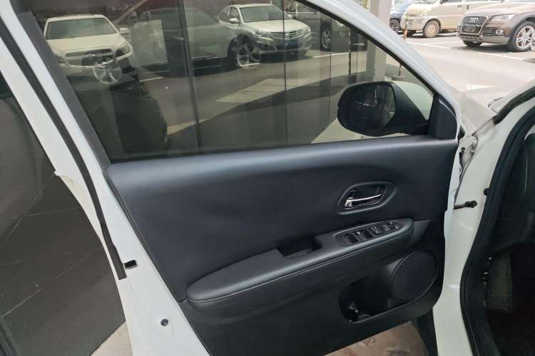 Used Honda Vezel 2019 220 TURBO CVT Elite Edition China VI
