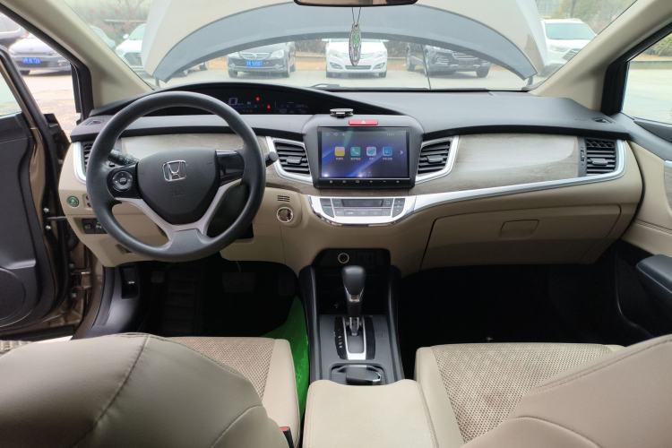 Used Honda Jade 2017 1.8L automatic Comfort version 5 seats
