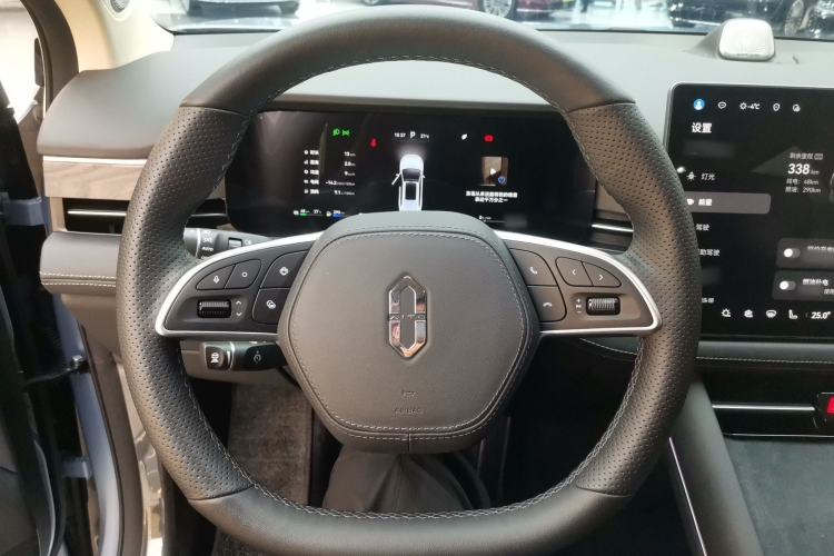 Used Hima AITO M7 2024 1.5T Intelligent Driving 4WD Max Edition 5 Seats
