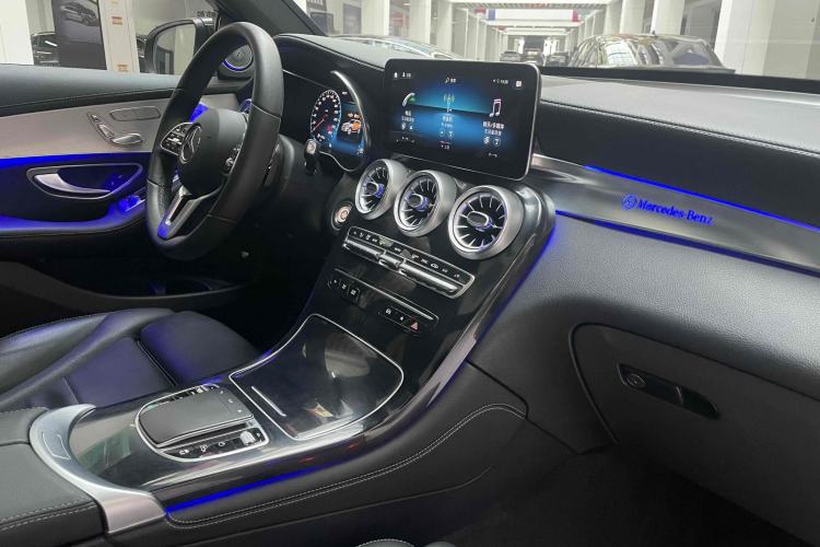 Used Mercedes-Benz GLC 2021 GLC 260 L 4MATIC Dynamic Edition
