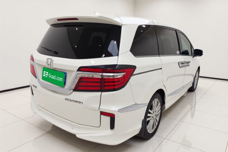 Used Honda Elysion 2016 2.4L Style Edition
