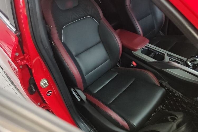 Used Geely Auto Coolray 2019 Sport Model 260T DCT Battle China V Standard
