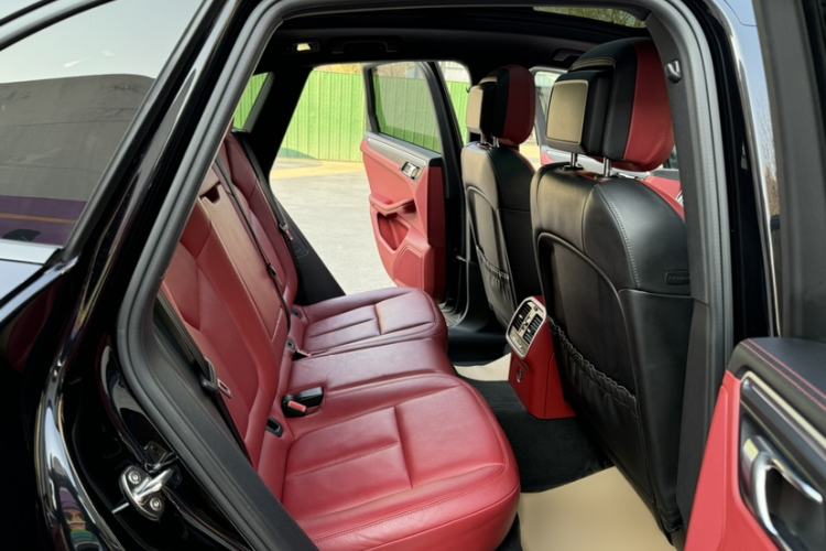 Used Porsche Macan 2017 Macan 2.0T
