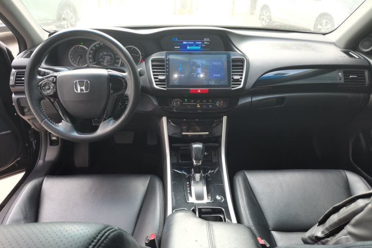 Used Honda Accord 2016 2.0L Comfort Edition
