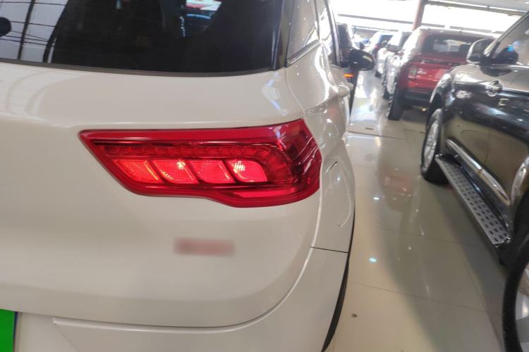 Used Dongfeng Fengon 500 2021 1.5L CVT Enjoyment Version
