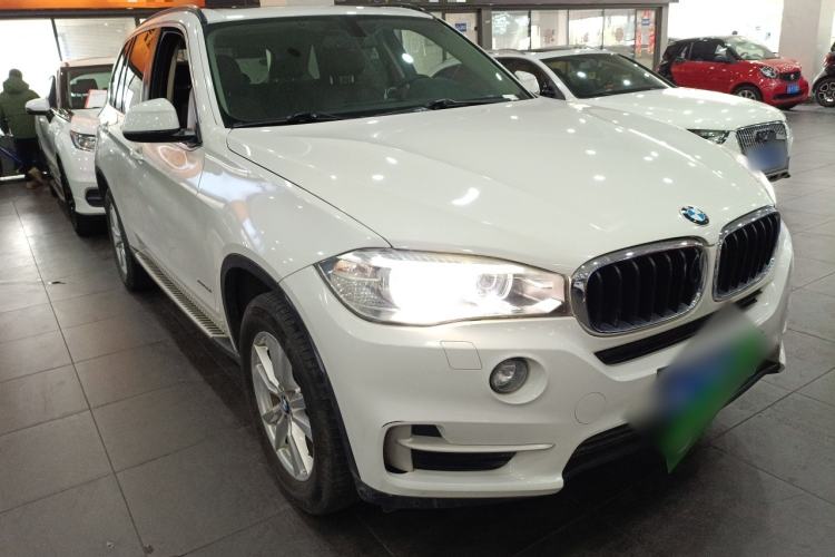 Used BMW X5 2015 xDrive28i

