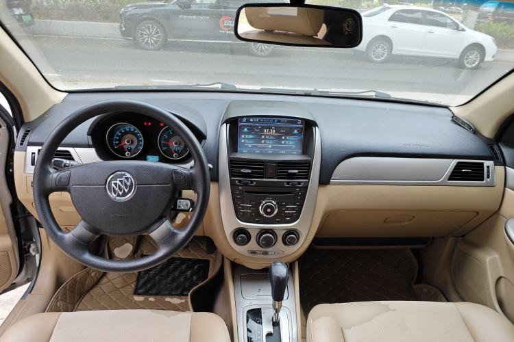 Used Buick Excelle 2013 1.5L Automatic Classic Model
