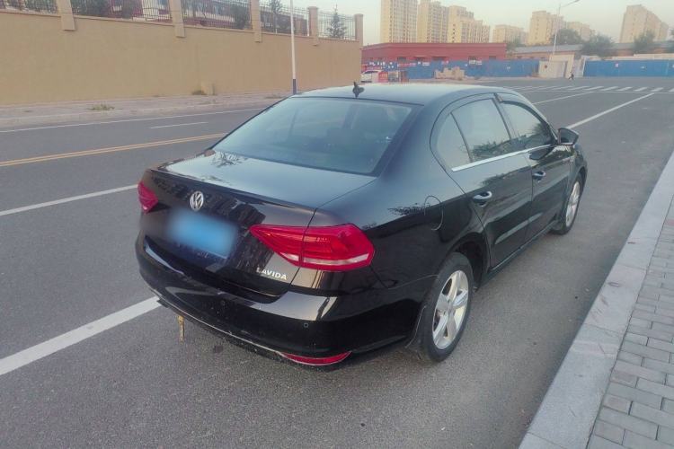 Used Volkswagen Lavida 2018 Classic 1.5L Automatic Fashion Edition China VI Standard
