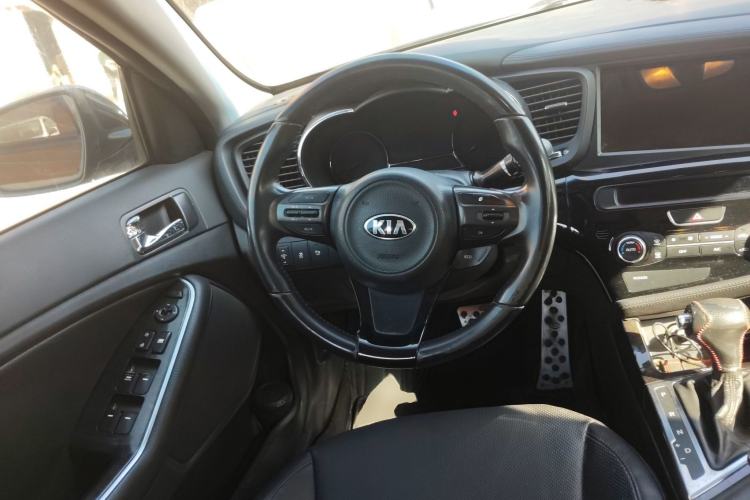 Used Kia K5 2015 2.0L Automatic LUX
