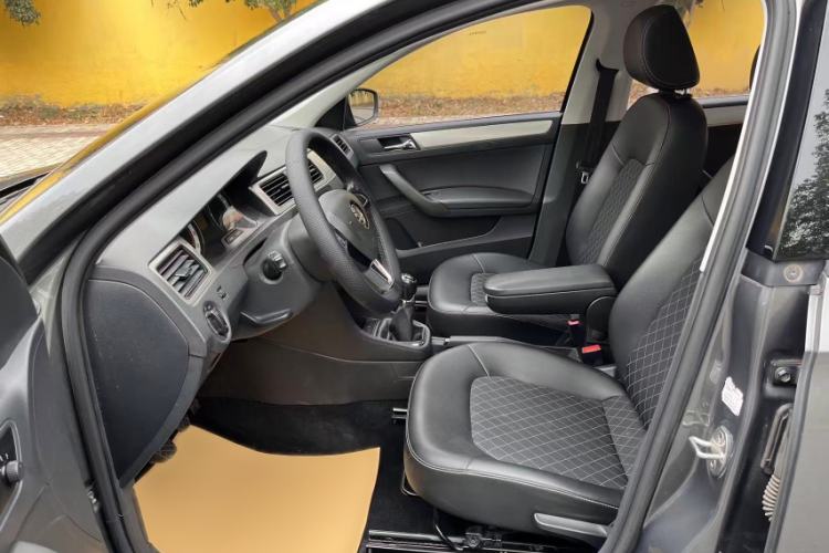 Used Skoda Rapid 2018 1.6L Manual Comfort Edition
