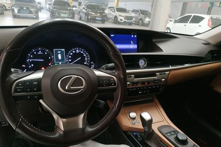 Used Lexus ES 2015 200 Elite Edition