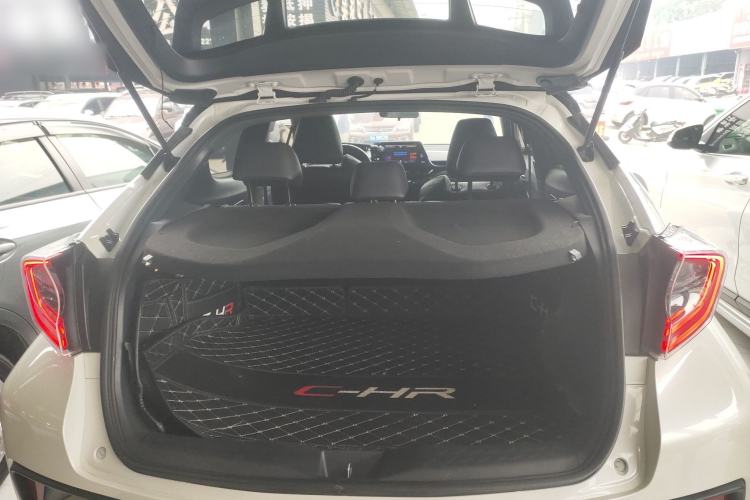 Used Toyota C-HR 2020 2.0L Luxury Edition
