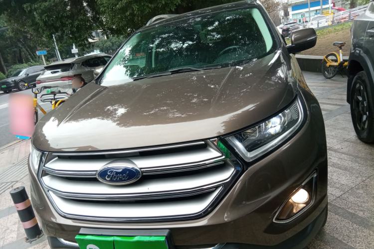 Used Ford Edge 2015 2.0T GTDi Two-Wheel-Drive High-Line Version