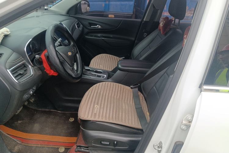 Used Chevrolet Equinox 2019 535T Automatic YuJie Edition China VI
