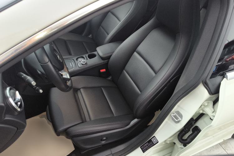 Used Mercedes-Benz CLA 2017 Facelifted CLA 200 Stylish Edition
