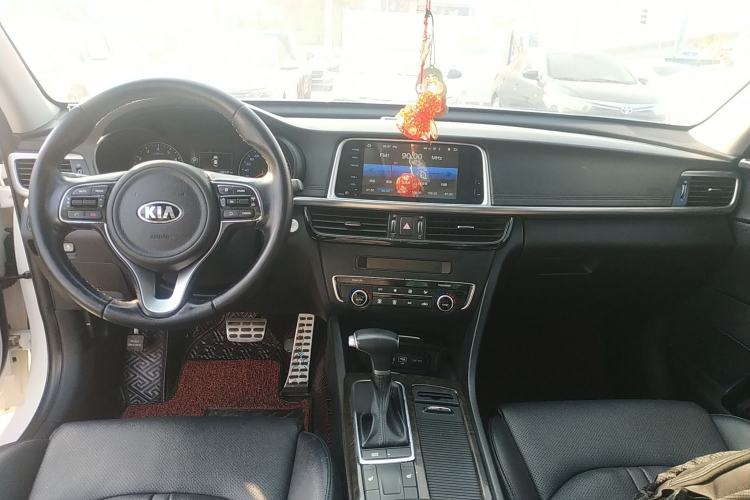 Used Kia K5 2016 2.0L Automatic LUX
