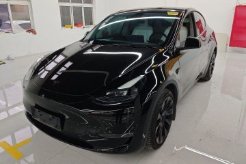 Used Tesla Model Y 2023 Long-Range All-Wheel-Drive Version