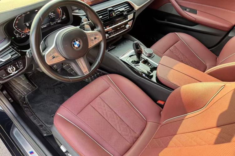 Used BMW 5 Series 2023 Restyled 530Li Leading Edition M Sport Package
