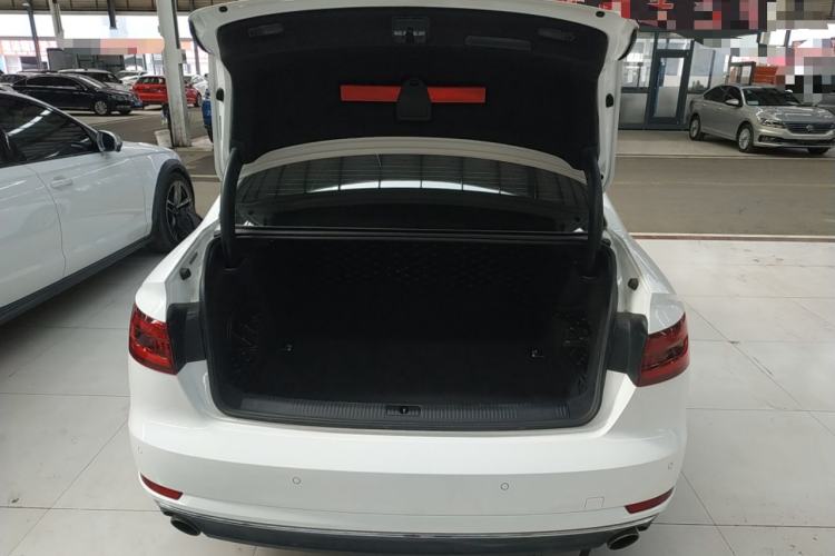 Used Audi A4L 2018 30th Anniversary Edition 40 TFSI Trendy Model
