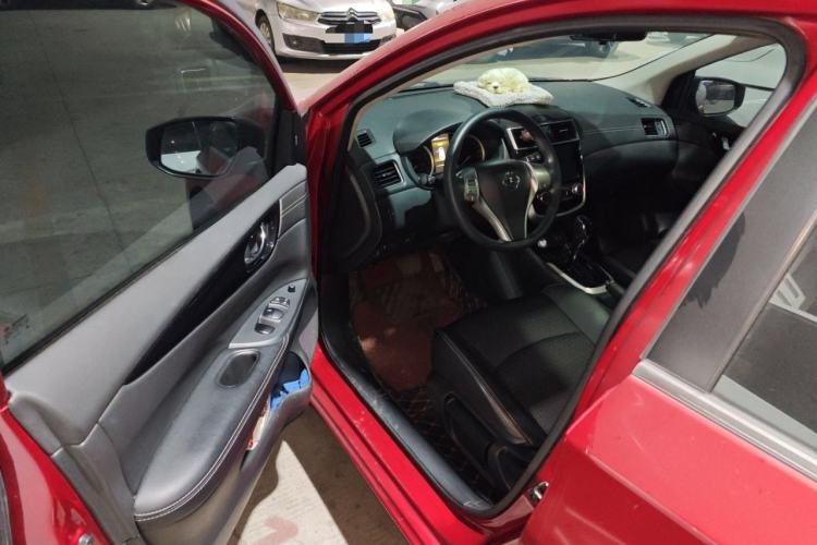 Used Nissan Tiida 2019 1.6L CVT Smart Drive Version China VI Standard