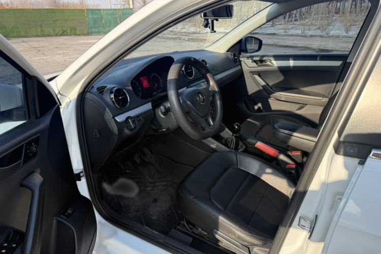 Used Volkswagen Jetta 2019 Dream Edition 1.5L Manual Fashion Version