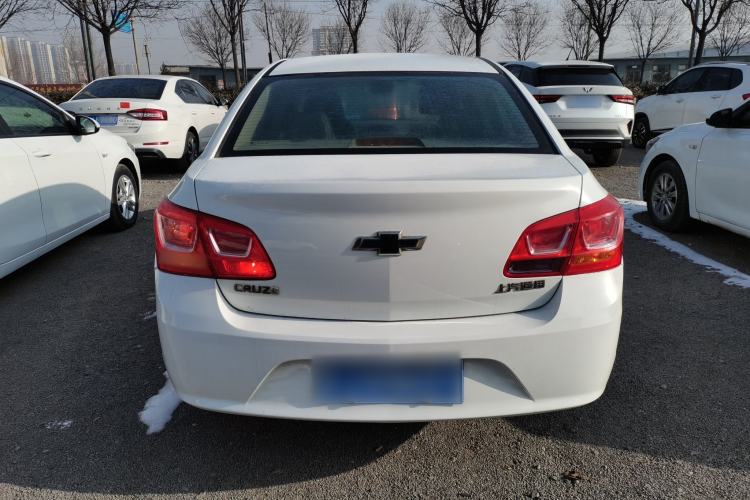 Used Chevrolet Cruze 2015 1.5L Classic SE MT