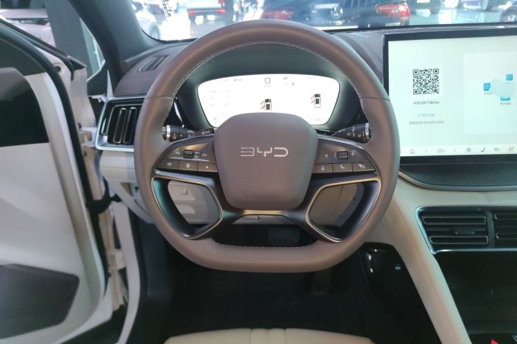 Used BYD Song PLUS New Energy 2025 DM-i 112KM Prestige Model
