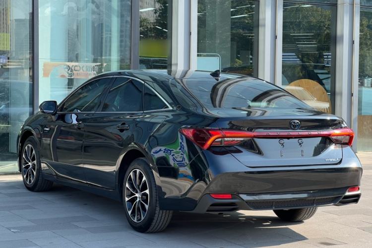 Used Toyota Avalon 2023 Dual-Engine 2.5L Luxury Edition