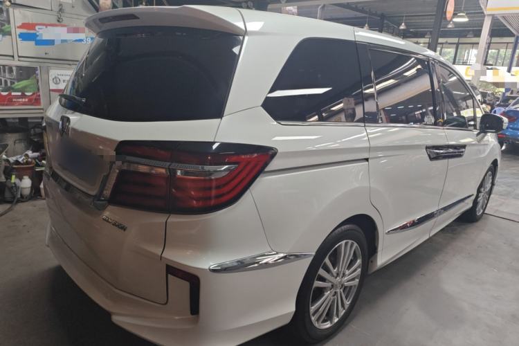 Used Honda Elysion 2016 2.4L Comfort Edition
