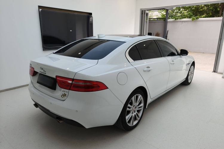 Used Jaguar XEL 2019 2.0T 200 PS Deluxe Edition
