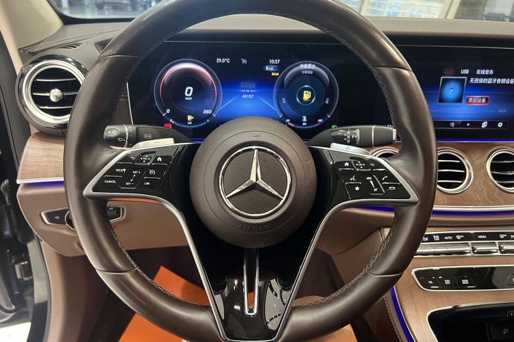 Used Mercedes-Benz E-Class 2023 Facelift E 260 L
