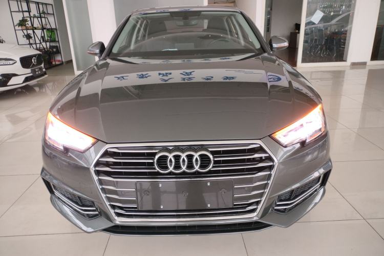 Used Audi A4L 2019 40 TFSI Ambition China VI