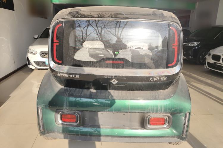 Used Baojun KiWi EV 2023 Edition Strawberry Bear Limited Edition Lithium Iron Phosphate