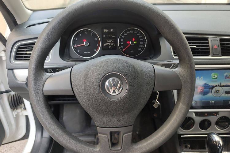 Used Volkswagen Gran Lavida 2013 1.6L Automatic Comfort Model

