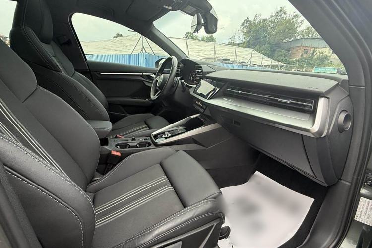 Used Audi A3 2021 Sportback 35 TFSI Fashionable Sports Model
