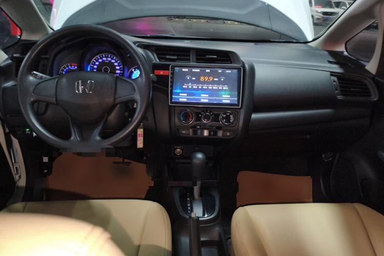 Used Honda Fit 2016 1.5L LXS CVT Comfort Sunroof Version
