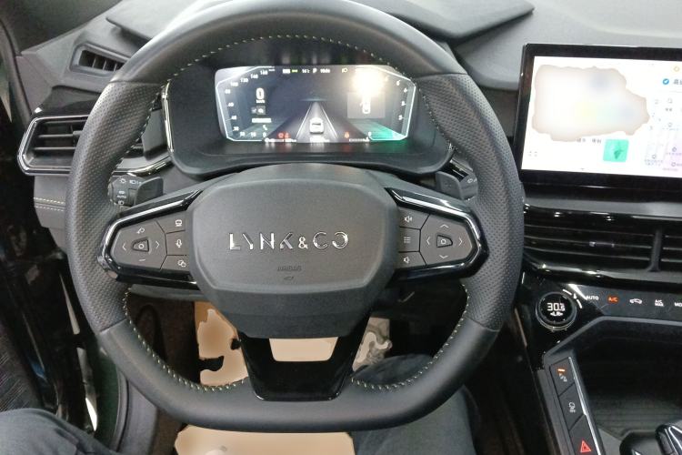 Used Lynk & Co 06 2023 Remix 1.5T Hero
