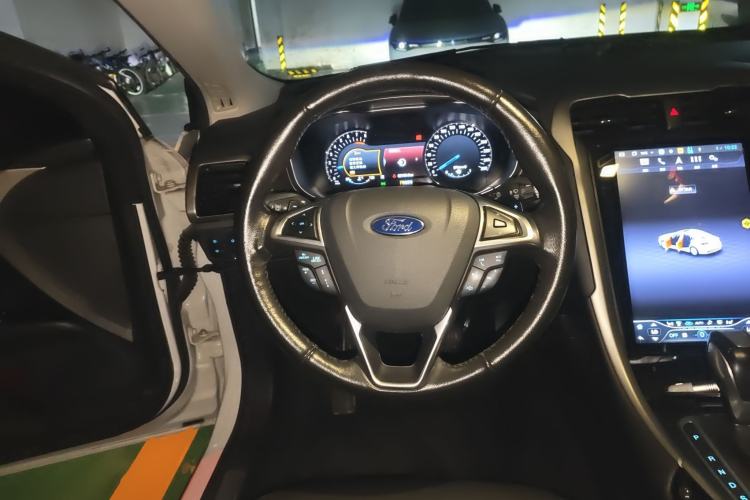 Used Ford Mondeo 2013 2.0L GTDi240 Flagship Edition
