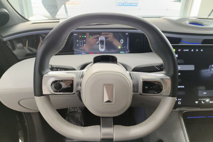 Used  11 2023 Harmony 116° Four-Wheel Drive Version
